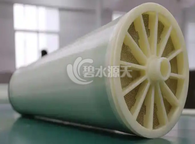 使用不當會造成反滲透膜的嚴重損壞，謹慎使用